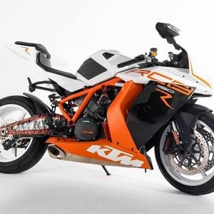 Meet your Posher, Dylon